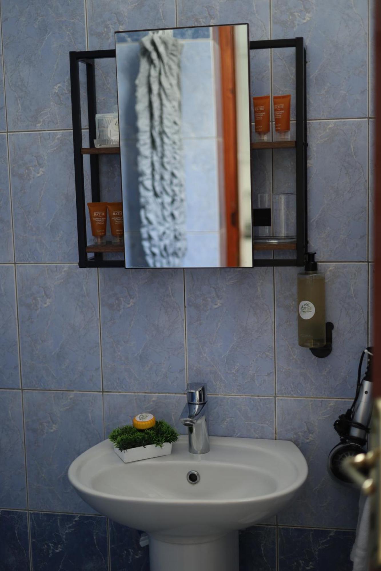 Happy Apartment ซารานเดอ ภายนอก รูปภาพ