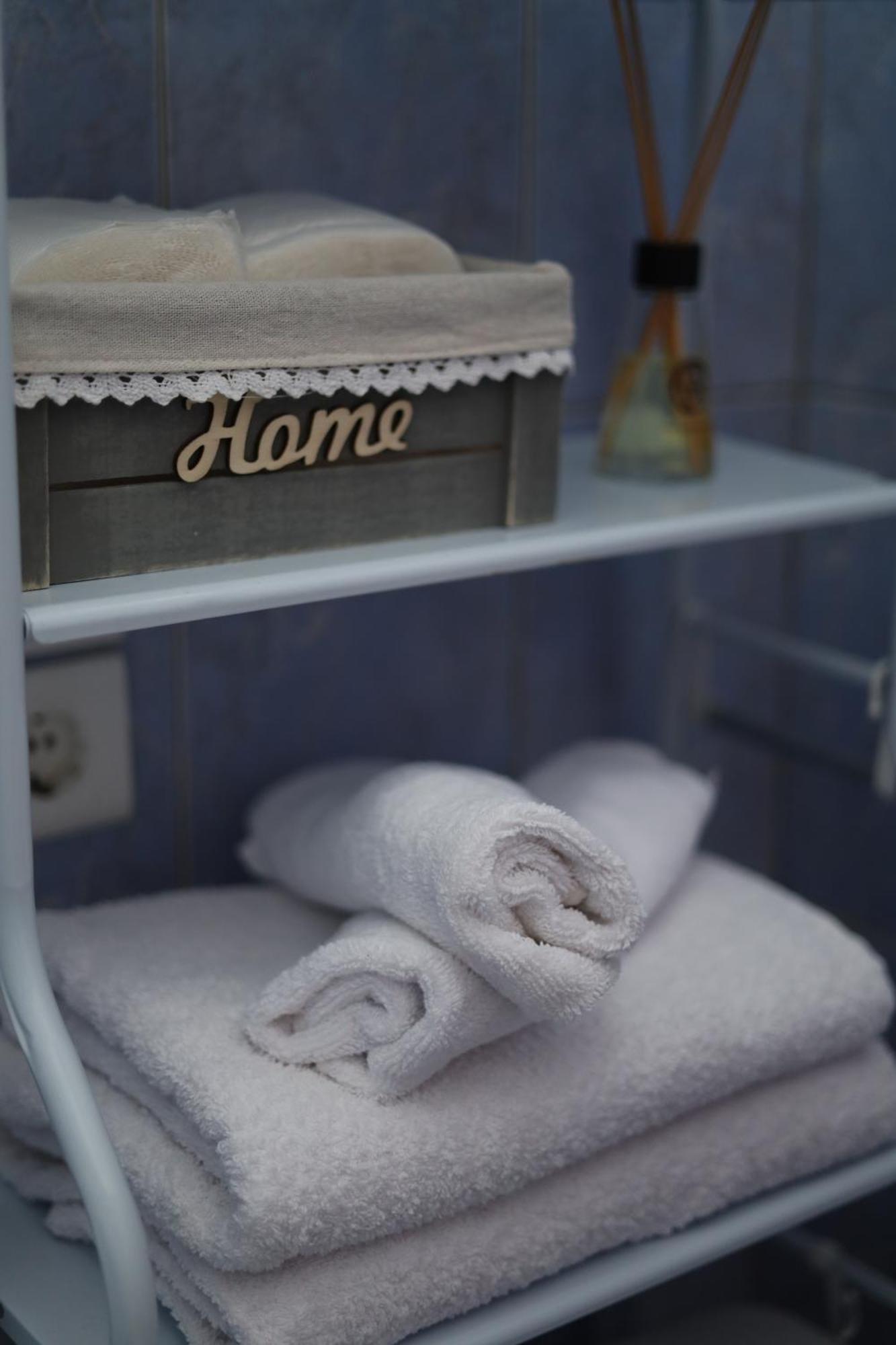 Happy Apartment ซารานเดอ ภายนอก รูปภาพ